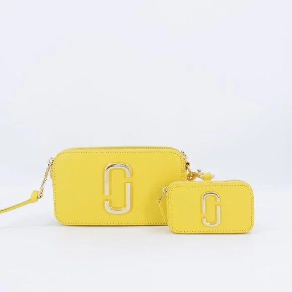 Marc Jacobs The Utility Snapshot Crossbody Bag Sun Yellow OS - Picture 1 of 16